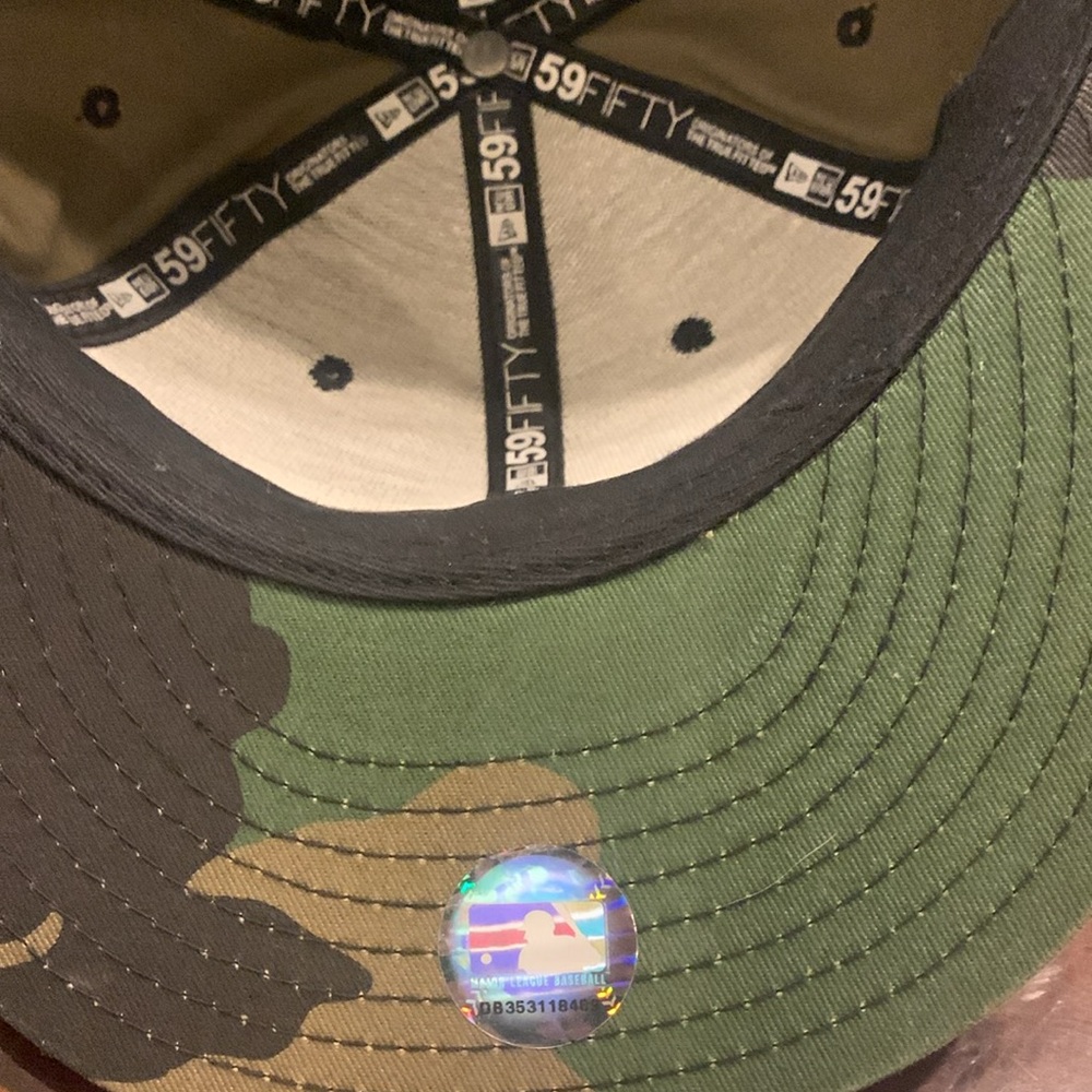 New Era St. Louis baseball cap! Black with army camouflage! - Picture 8 of 8